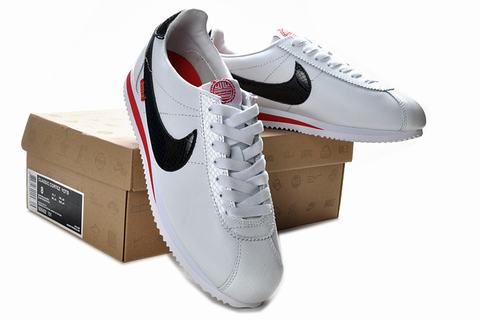 chaussure nike classic cortez nylon 09 pour homme chaussure nike classic cortez nylon 09 pour homme